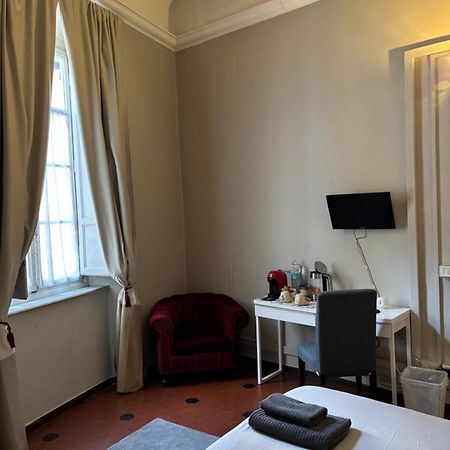 Guest House Santa Giustina Lucca Centro Storico Εξωτερικό φωτογραφία
