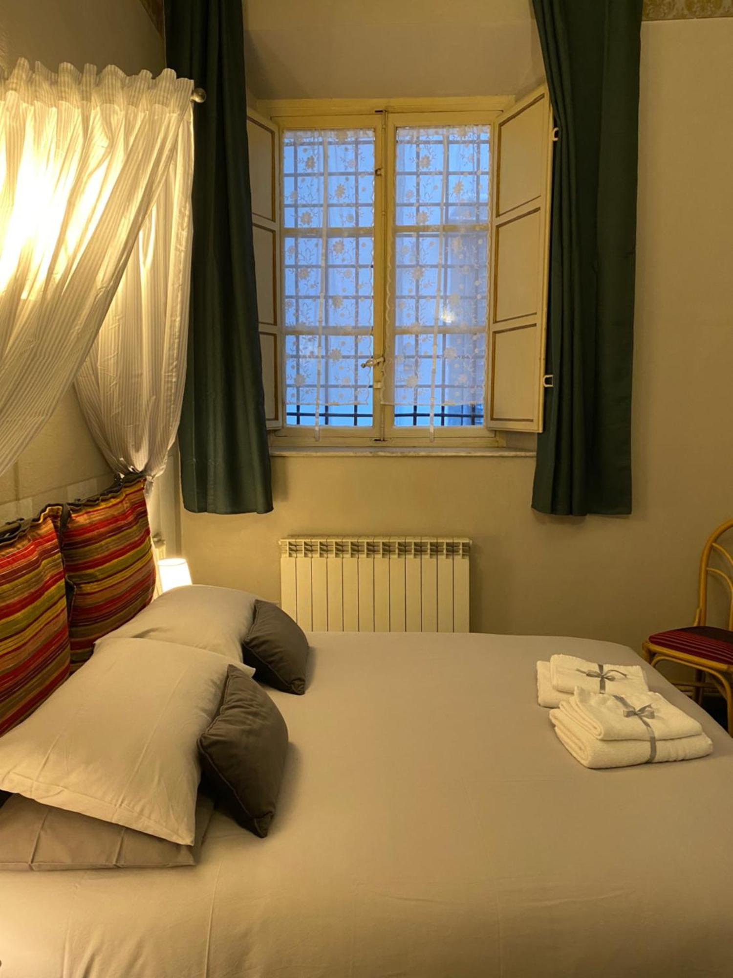Guest House Santa Giustina Lucca Centro Storico Εξωτερικό φωτογραφία
