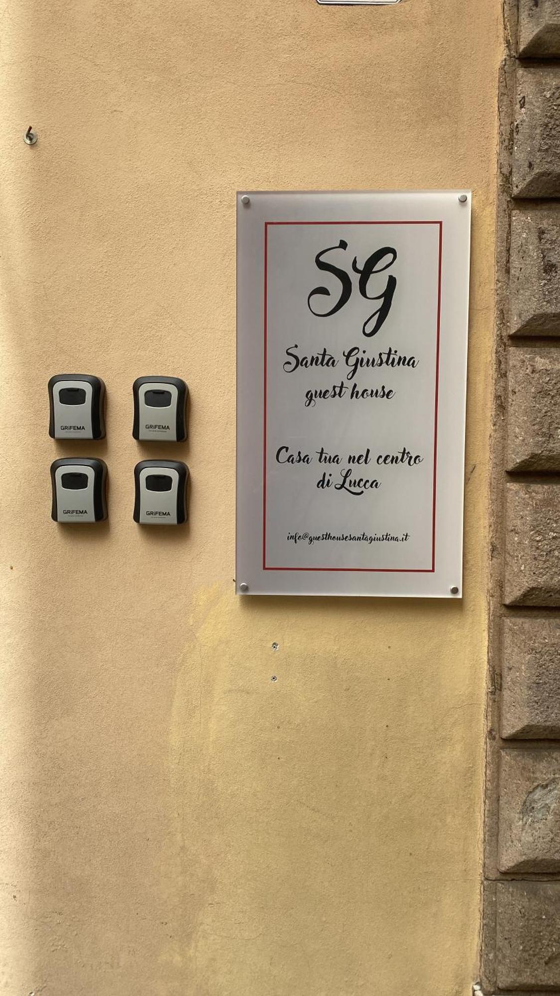 Guest House Santa Giustina Lucca Centro Storico Εξωτερικό φωτογραφία